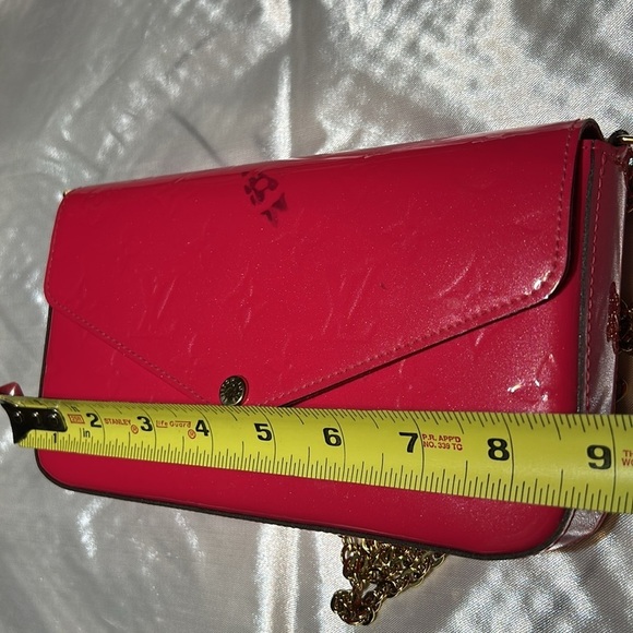 Louis Vuitton Felicie Pochette Rare Pink. Flaw - Picture 10 of 17